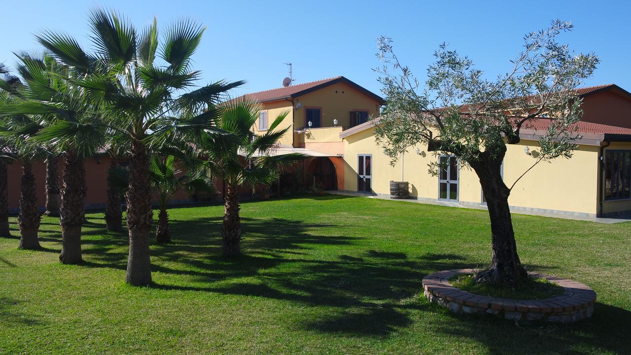 منزل الضيف سانت أوْفيمِيا لاميتْسْيا  في Agriturismo Masseria I Risi المظهر الخارجي الصورة