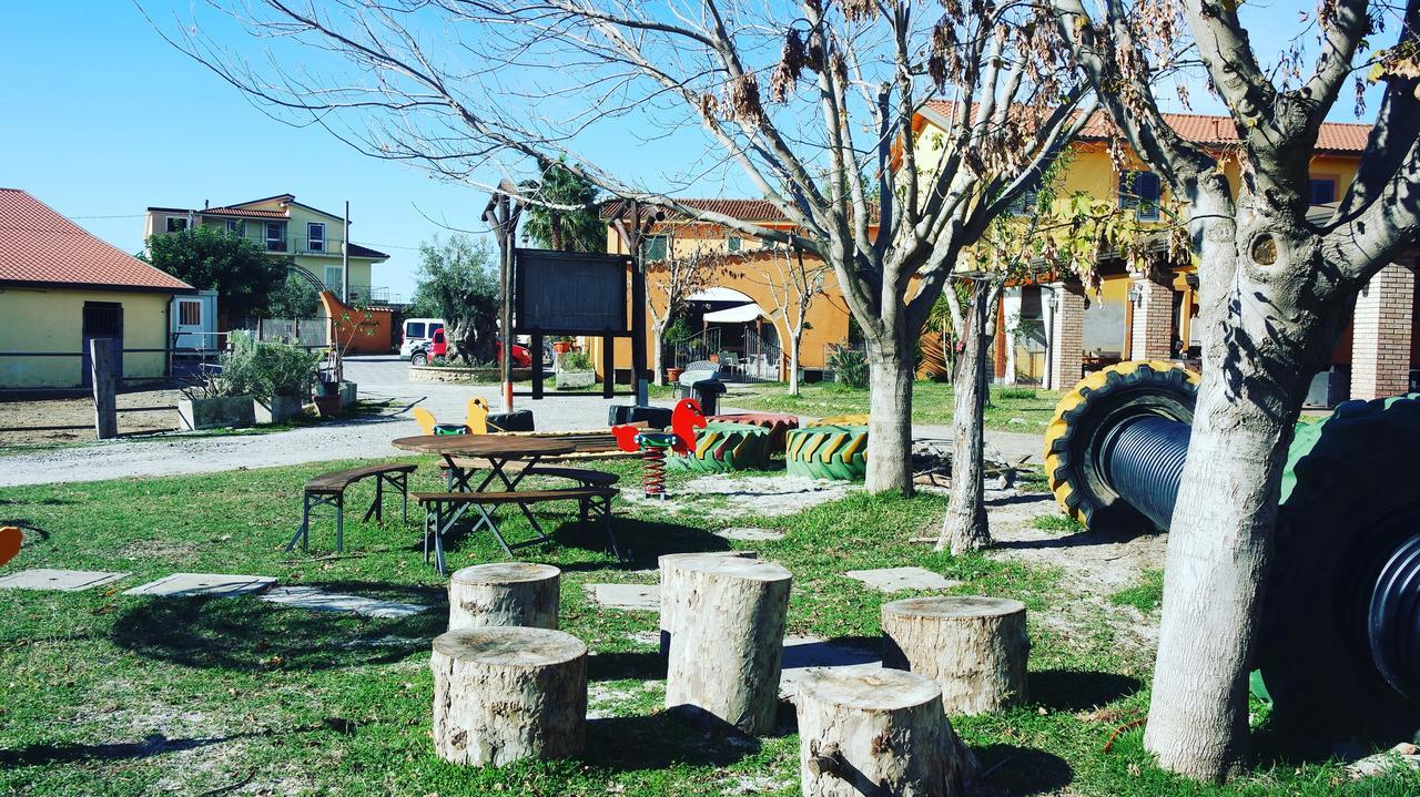 منزل الضيف سانت أوْفيمِيا لاميتْسْيا  في Agriturismo Masseria I Risi المظهر الخارجي الصورة