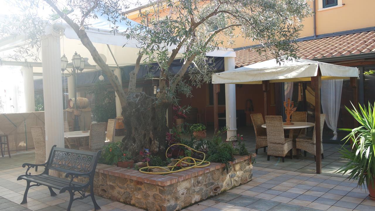 منزل الضيف سانت أوْفيمِيا لاميتْسْيا  في Agriturismo Masseria I Risi المظهر الخارجي الصورة