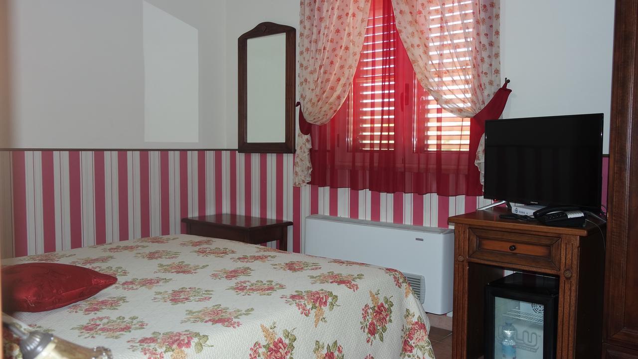 منزل الضيف سانت أوْفيمِيا لاميتْسْيا  في Agriturismo Masseria I Risi المظهر الخارجي الصورة